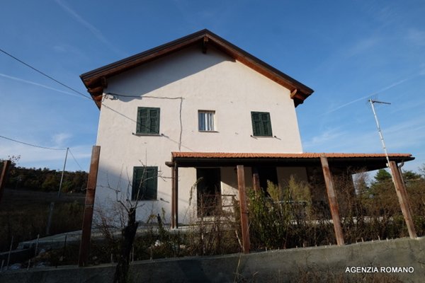 casale in vendita a Pontinvrea in zona Ferriera