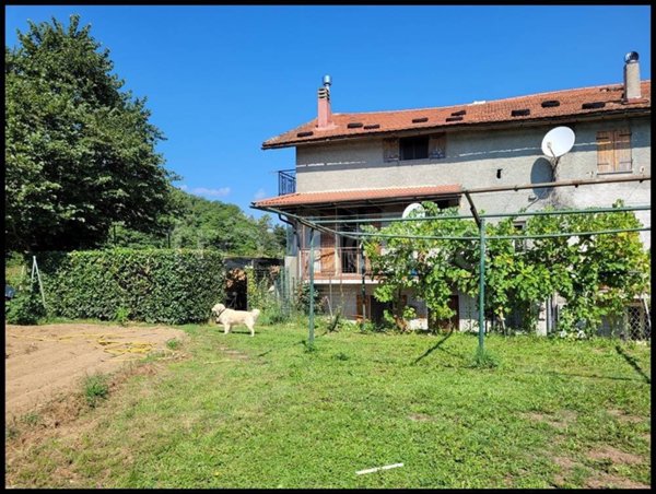 casa indipendente in vendita a Pontinvrea