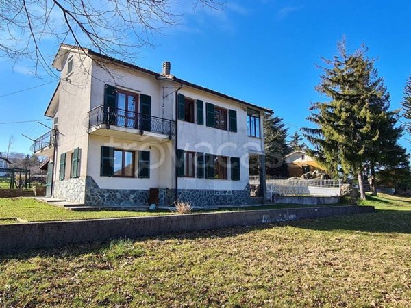 casa indipendente in vendita a Pontinvrea