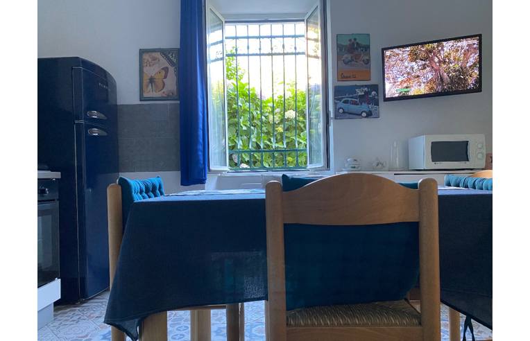 casa indipendente in vendita a Pontinvrea