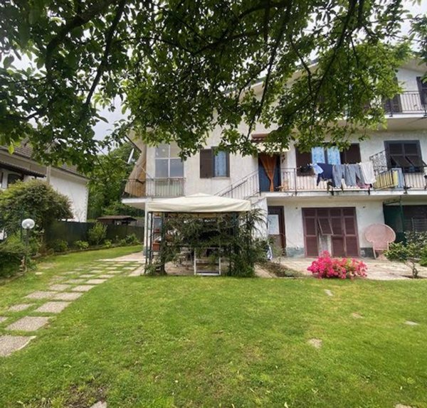 casa indipendente in vendita a Pontinvrea