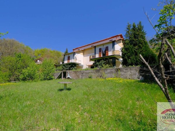 casa indipendente in vendita a Pontinvrea