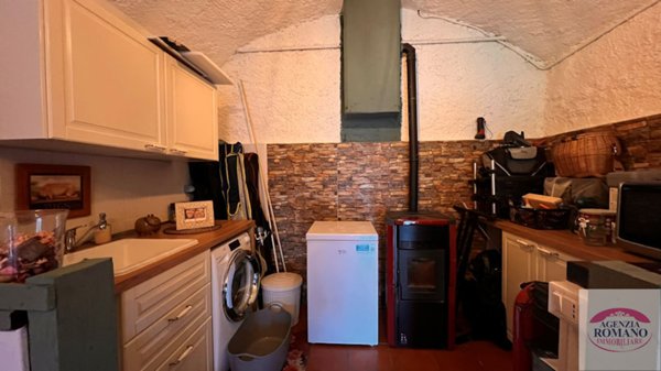 casa indipendente in vendita a Pontinvrea