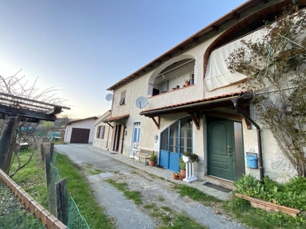 casa semindipendente in vendita a Pontinvrea