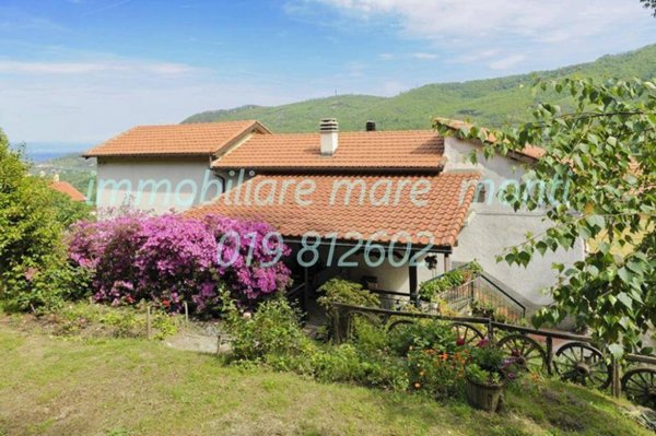 casa indipendente in vendita a Quiliano in zona Montagna