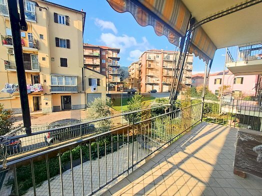 appartamento in vendita a Quiliano in zona Valleggia