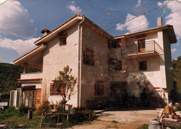 casa indipendente in vendita a Quiliano in zona Cadibona