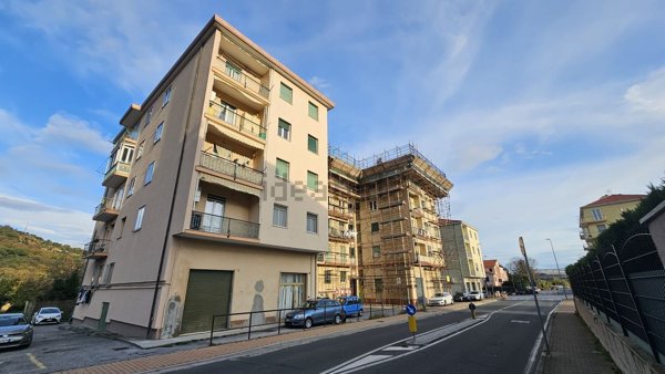 appartamento in vendita a Quiliano in zona Valleggia