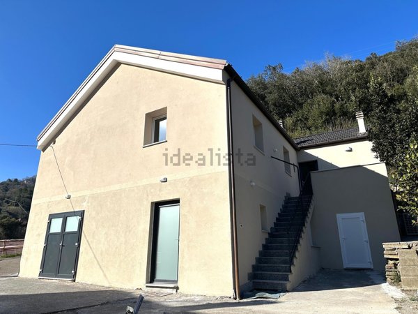 casa indipendente in vendita a Quiliano