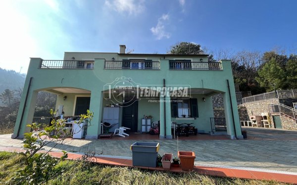 casa indipendente in vendita a Quiliano