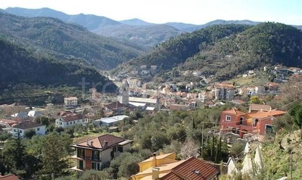 casa indipendente in vendita a Quiliano