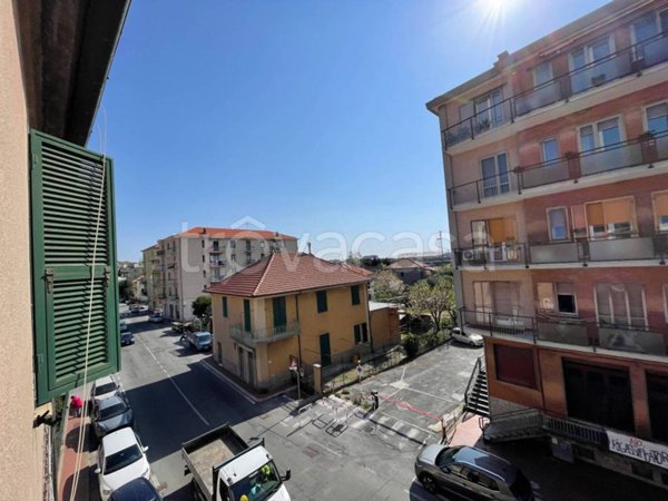 appartamento in vendita a Quiliano in zona Valleggia