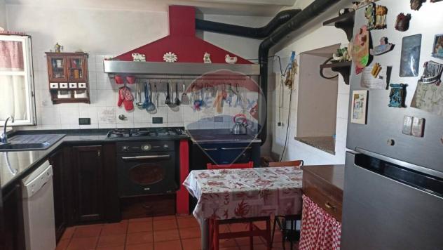 casa indipendente in vendita a Quiliano in zona Montagna