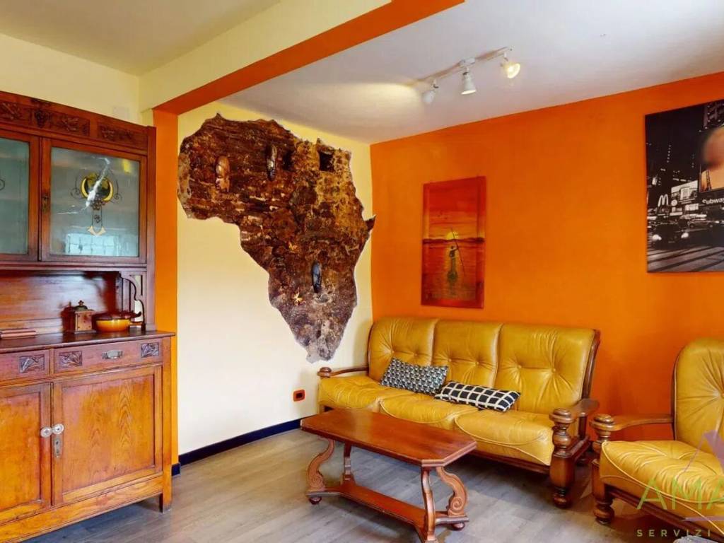 casa indipendente in vendita a Quiliano in zona Roviasca