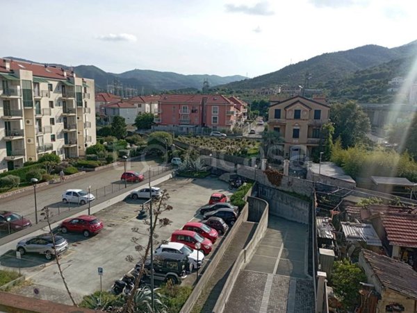 appartamento in vendita a Quiliano in zona Valleggia