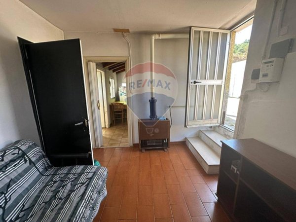 appartamento in vendita a Quiliano in zona Valleggia