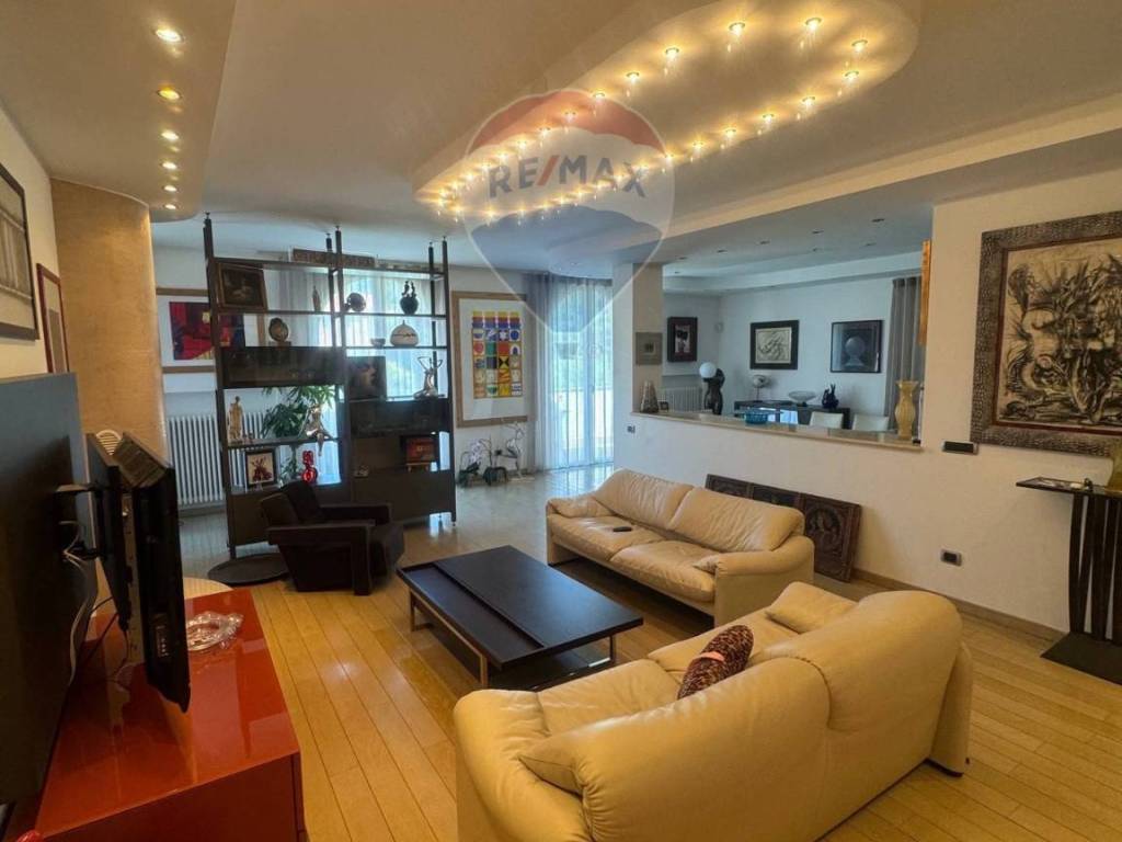 casa indipendente in vendita a Quiliano