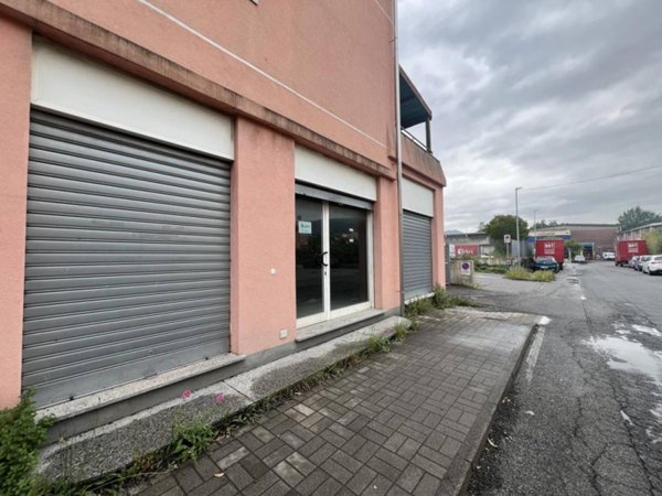 ufficio in vendita a Quiliano in zona Valleggia