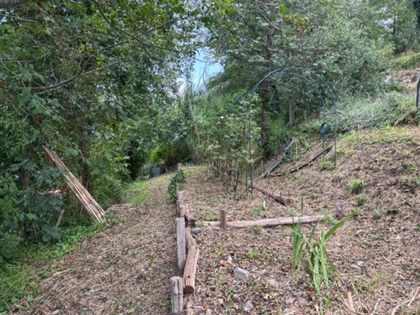 casa indipendente in vendita a Quiliano