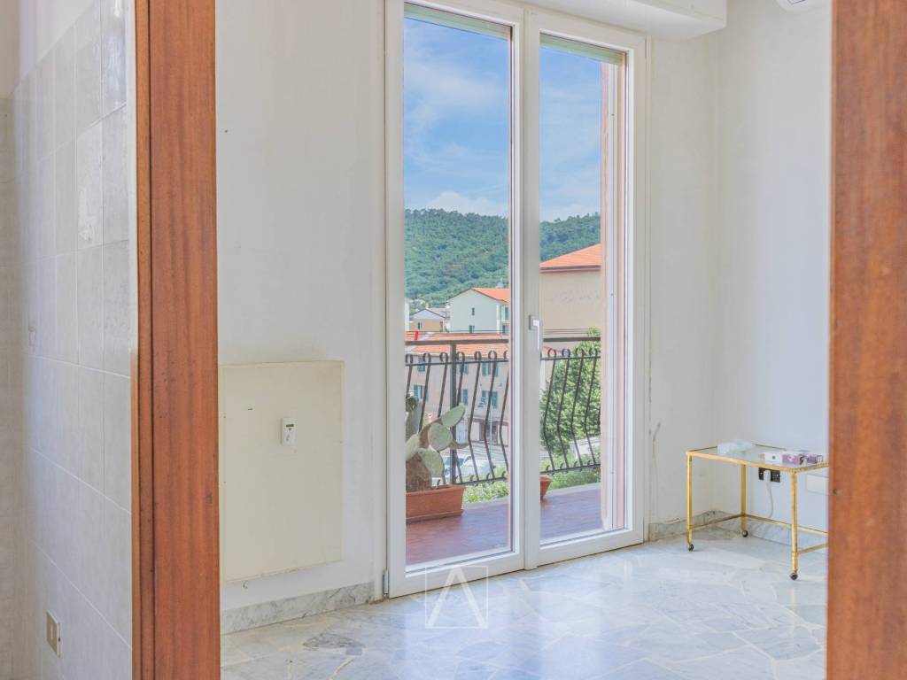 appartamento in vendita a Quiliano in zona Valleggia