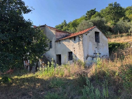 quadrivano in vendita a Quiliano in zona Roviasca