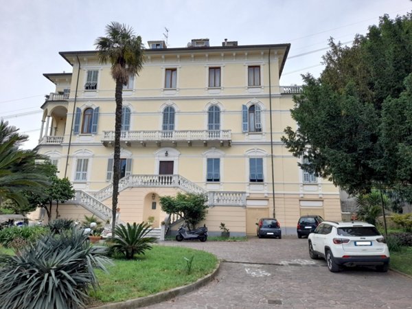 appartamento in vendita a Quiliano in zona Valleggia