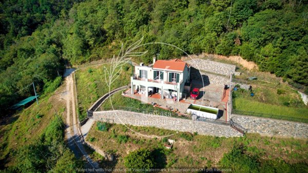 casa indipendente in vendita a Quiliano