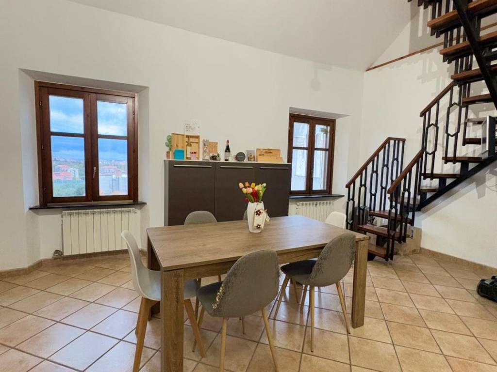 appartamento in vendita a Quiliano in zona Valleggia