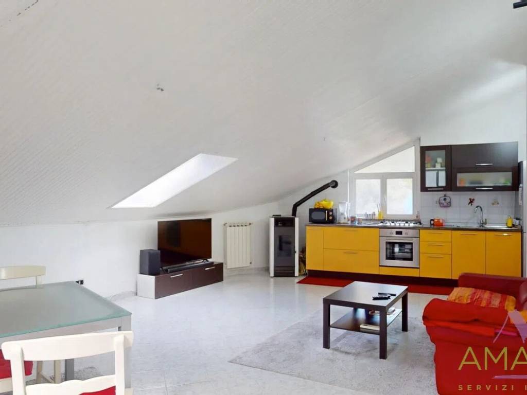 appartamento in vendita a Quiliano in zona Montagna