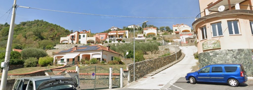 casa indipendente in vendita a Quiliano