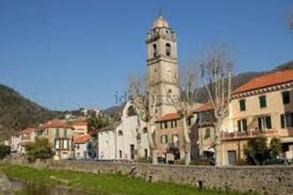 terreno edificabile in vendita a Quiliano