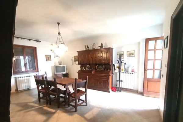 casa indipendente in vendita a Quiliano in zona Roviasca