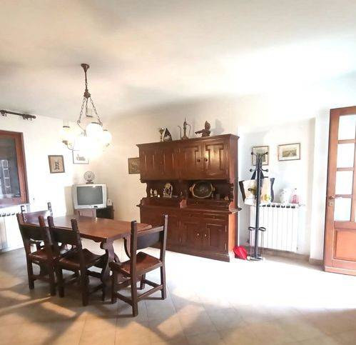 casa indipendente in vendita a Quiliano in zona Roviasca