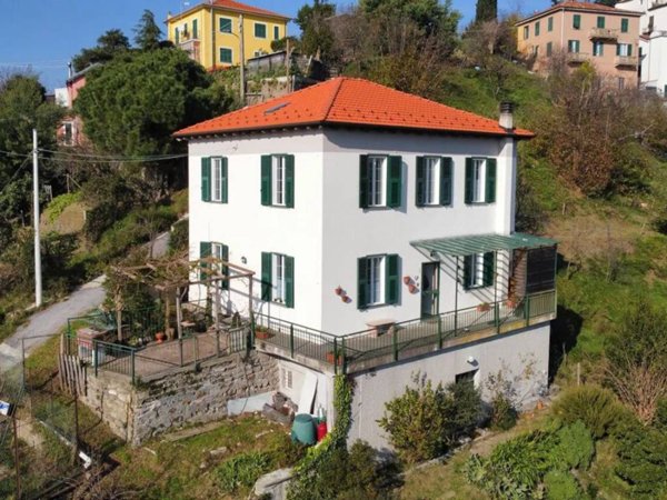 casa indipendente in vendita a Quiliano in zona Cadibona