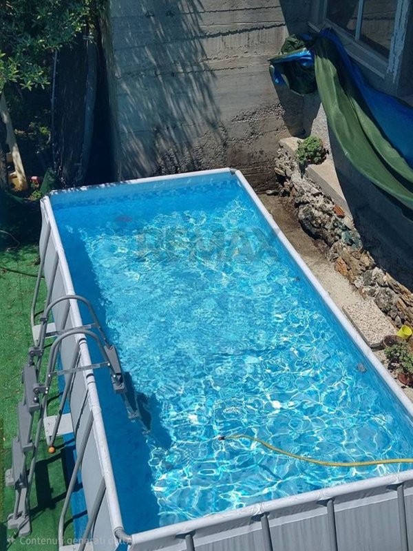 casa indipendente in vendita a Quiliano in zona Roviasca