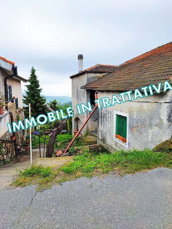 casa indipendente in vendita a Quiliano