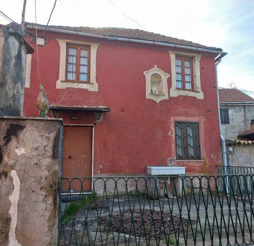 casa indipendente in vendita a Quiliano in zona Montagna