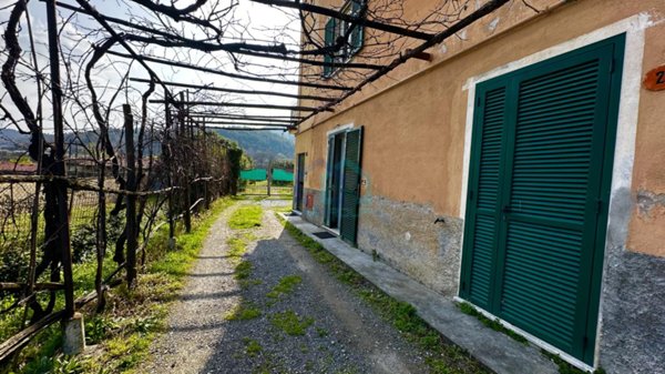 appartamento in vendita a Quiliano in zona Valleggia