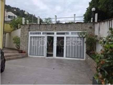 casa indipendente in vendita a Quiliano in zona Valleggia
