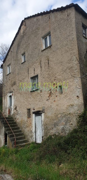 casa indipendente in vendita a Quiliano