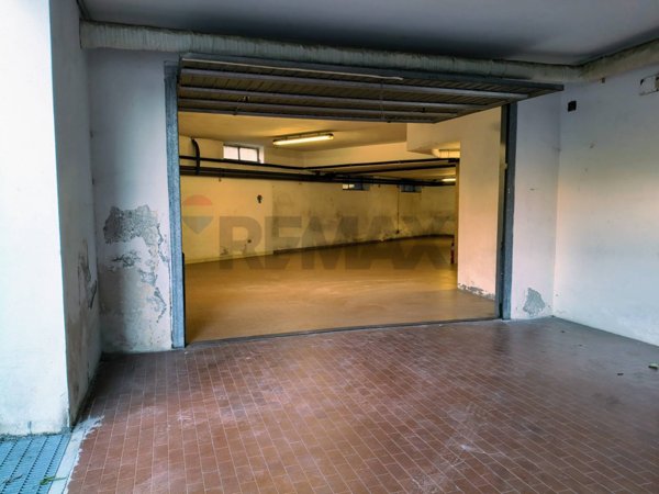 locale di sgombero in vendita a Quiliano