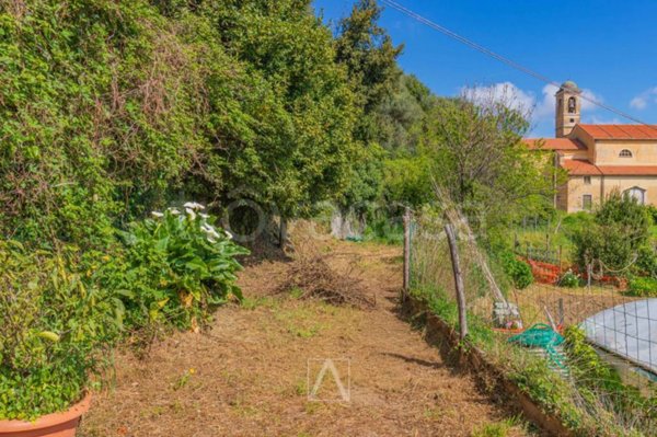 casa indipendente in vendita a Quiliano in zona Montagna