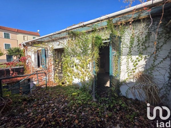 casale in vendita a Quiliano