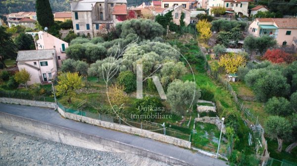 casa indipendente in vendita a Quiliano