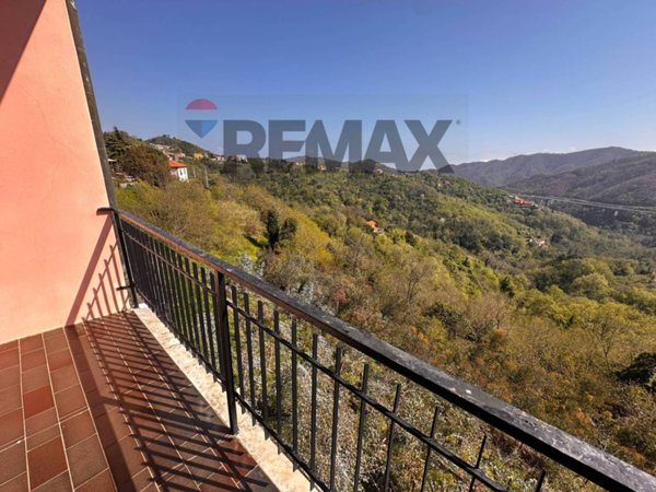 appartamento in vendita a Quiliano in zona Cadibona