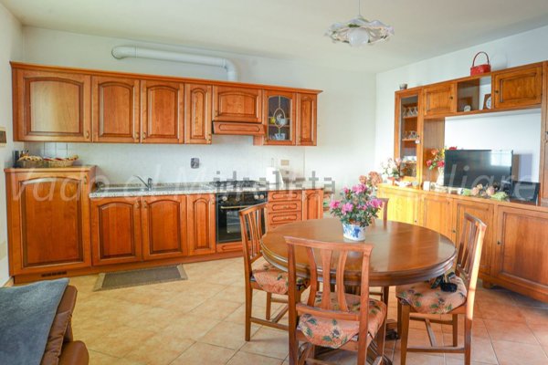 casa indipendente in vendita a Quiliano in zona Roviasca