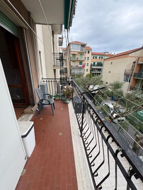 appartamento in vendita a Quiliano in zona Valleggia