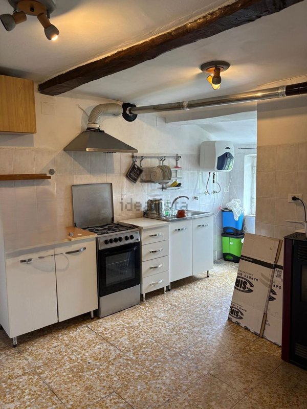 pentavano in vendita a Quiliano in zona Cadibona