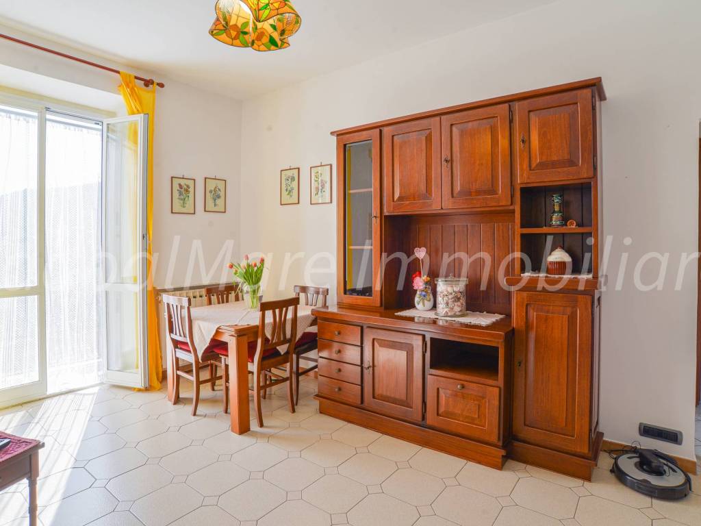 appartamento in vendita a Quiliano in zona Valleggia