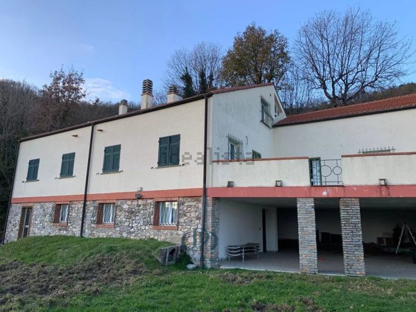 casa indipendente in vendita a Quiliano